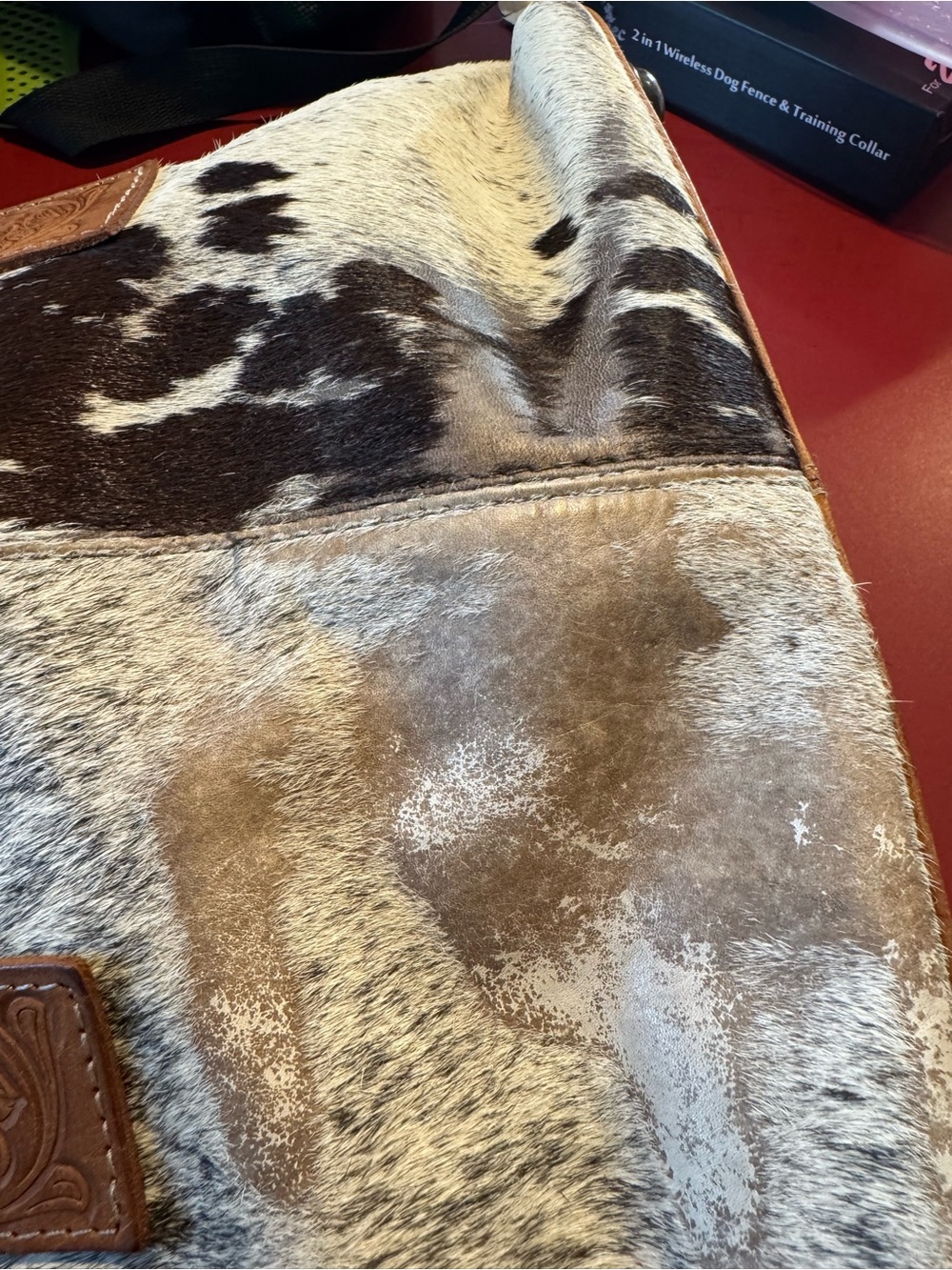 STS Ranch Cowhide Tote Bag in Brown and White - Picture 2 of 6